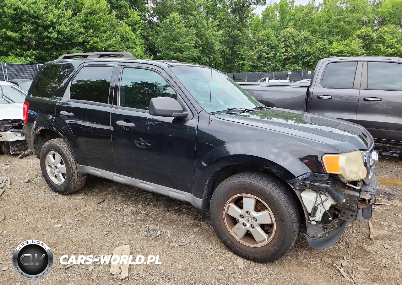 2009 Ford Escape Xlt VIN:1FMCU93749KA63713 - 4
