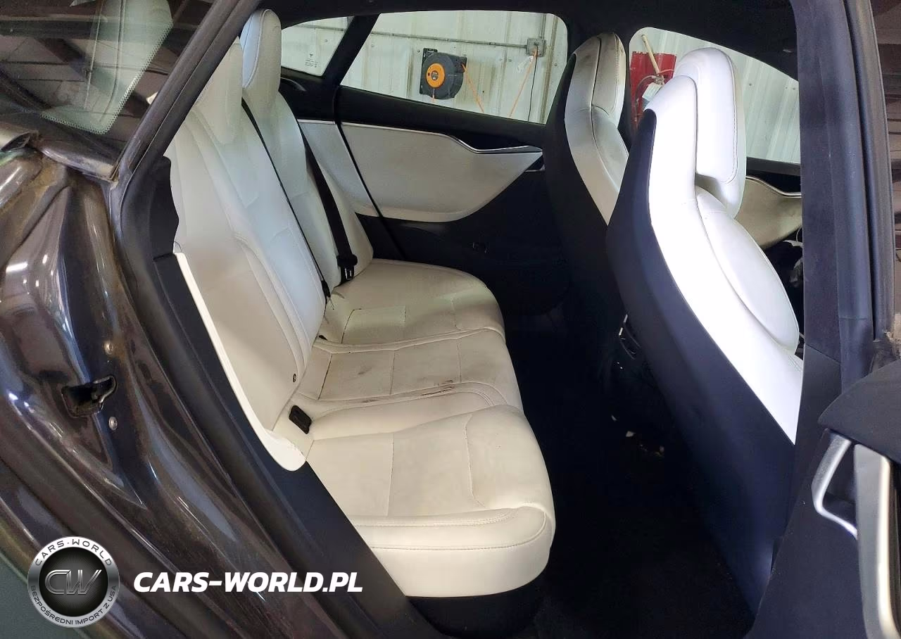 2018 Tesla Model S VIN:5YJSA1E29JF243816 - 10