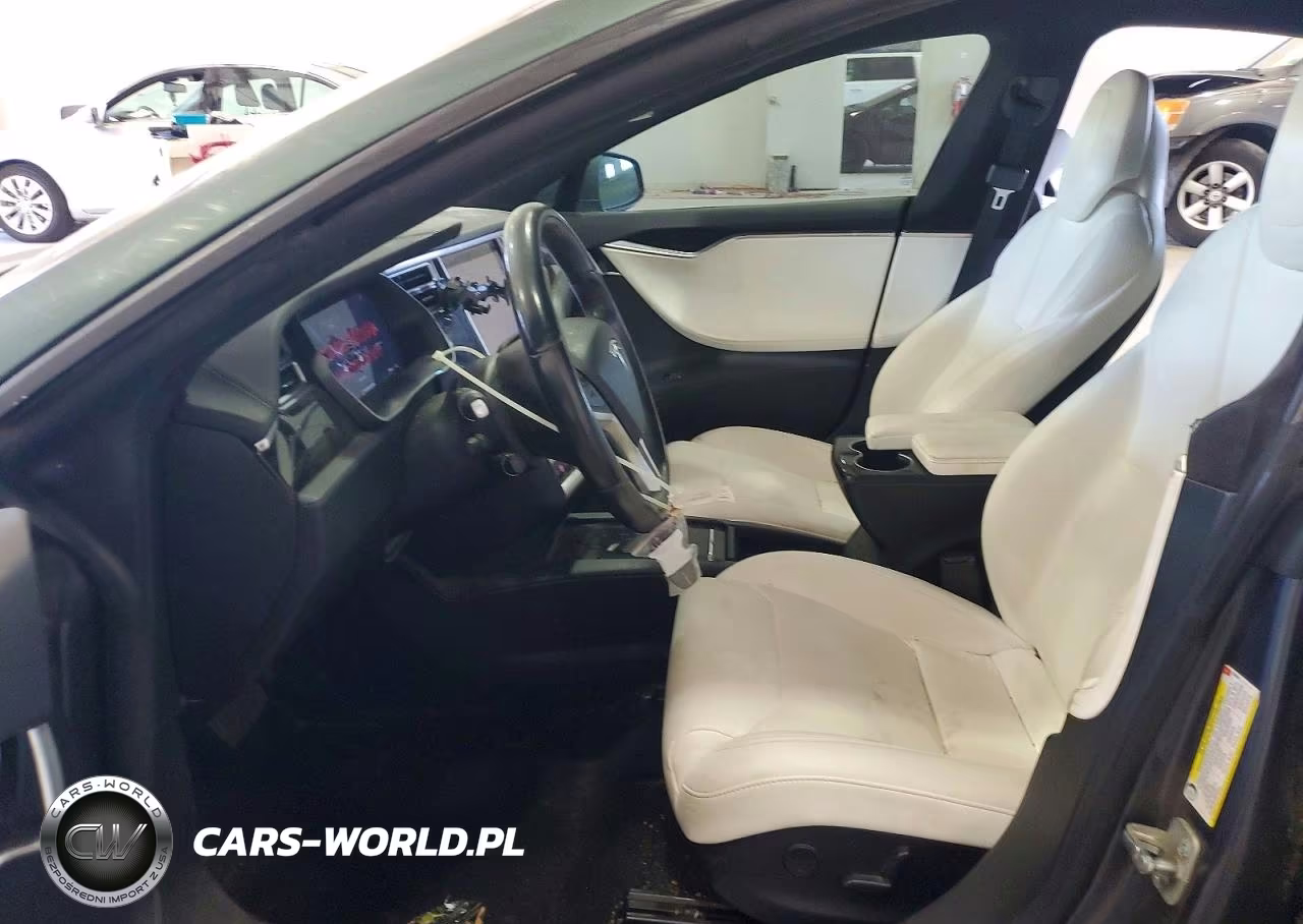 2018 Tesla Model S VIN:5YJSA1E29JF243816 - 7