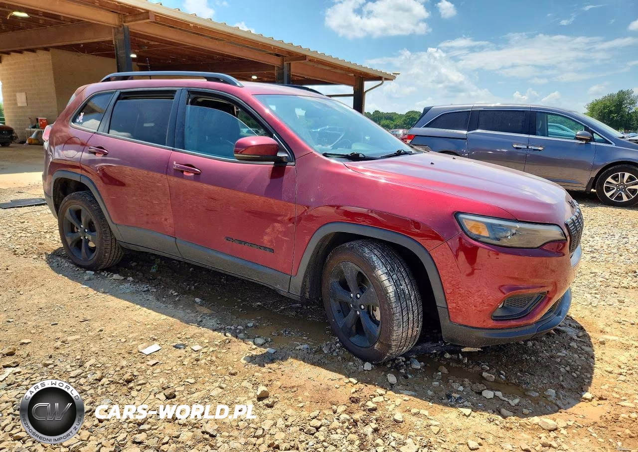 2019 Jeep Cherokee Latitude Plus VIN:1C4PJLLBXKD377036 - 4