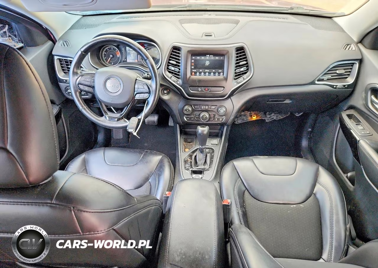 2019 Jeep Cherokee Latitude Plus VIN:1C4PJLLBXKD377036 - 8