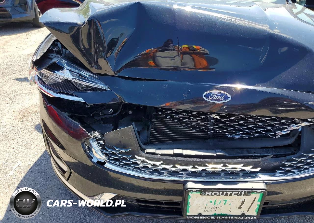 2020 Ford Fusion Titanium VIN:3FA6P0D9XLR194285 - 11