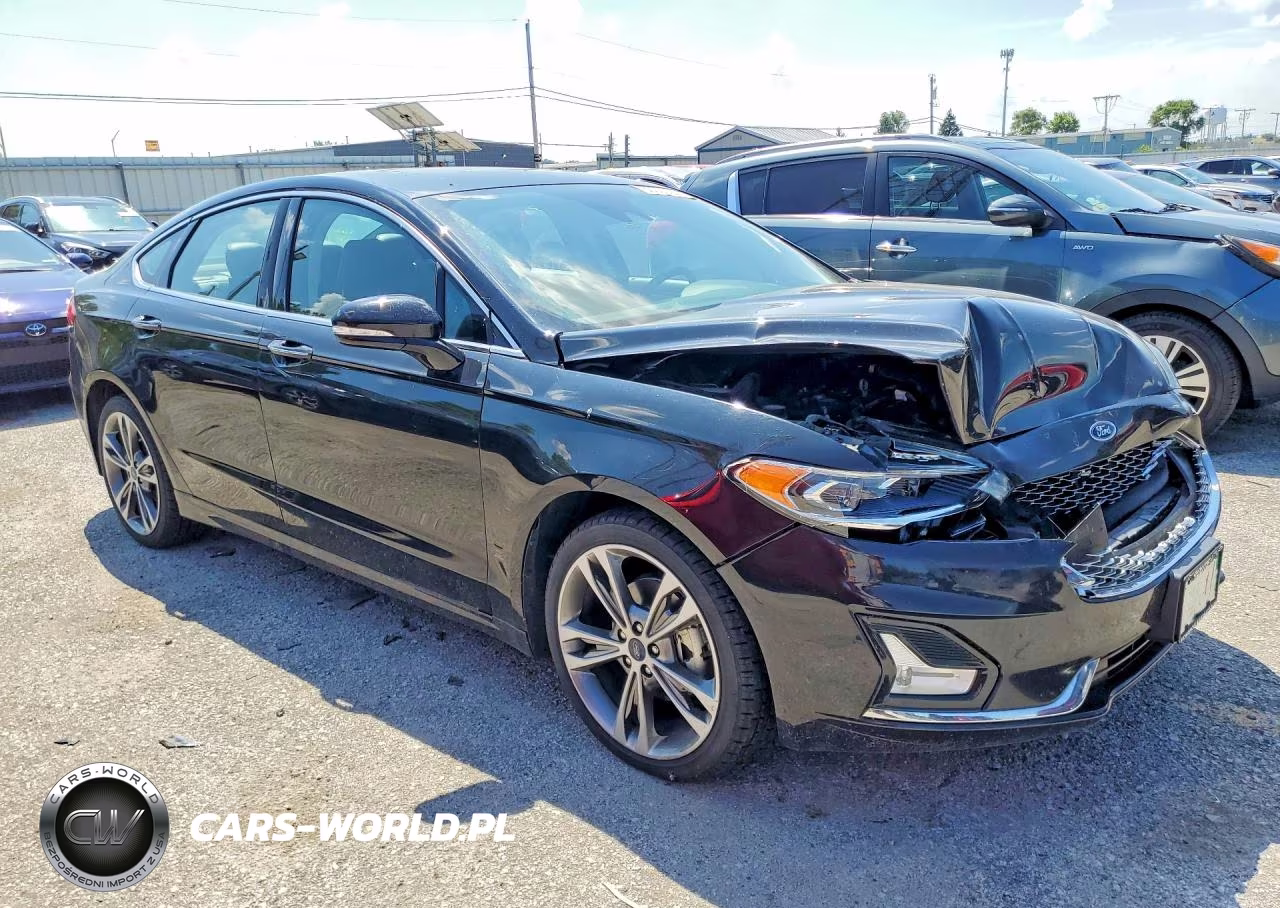 2020 Ford Fusion Titanium VIN:3FA6P0D9XLR194285 - 4