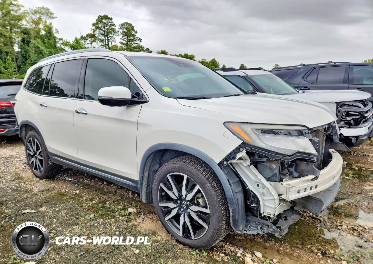2019 Honda Pilot Touring VIN:5FNYF5H61KB019877 - 4