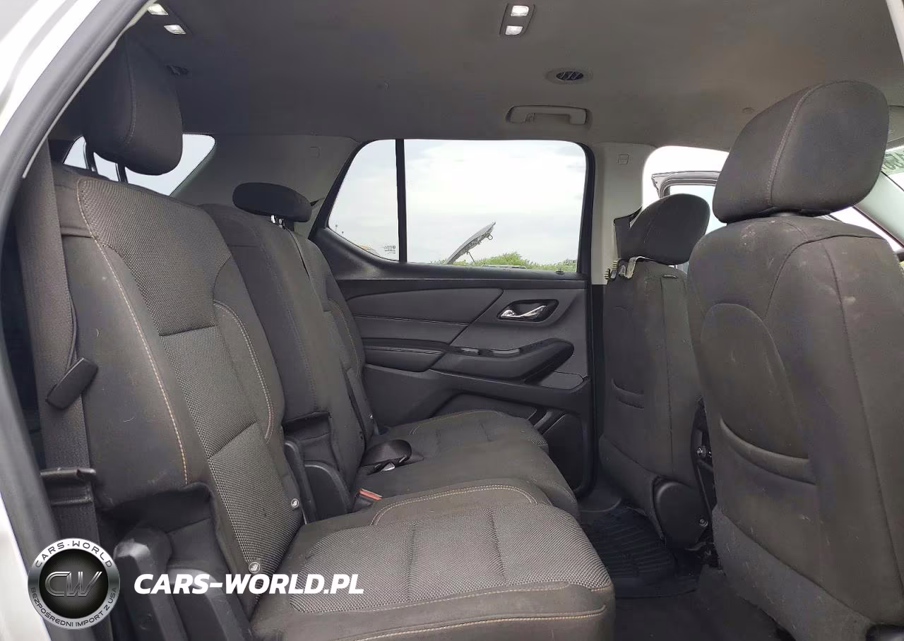 2018 Chevrolet Traverse Ls VIN:1GNERFKW6JJ107315 - 10