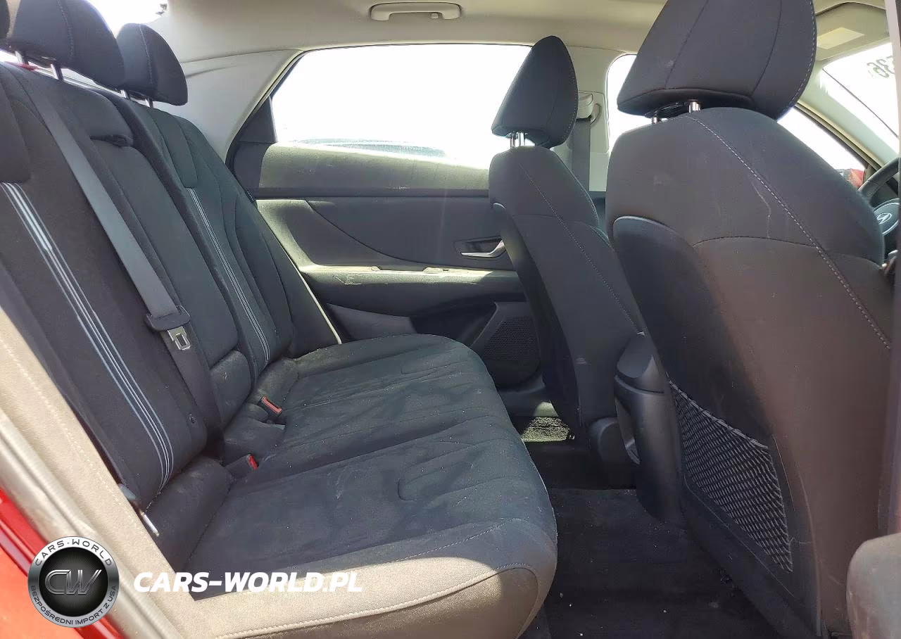 2025 Hyundai Elantra Sel VIN:KMHLS4DG4SU963075 - 10