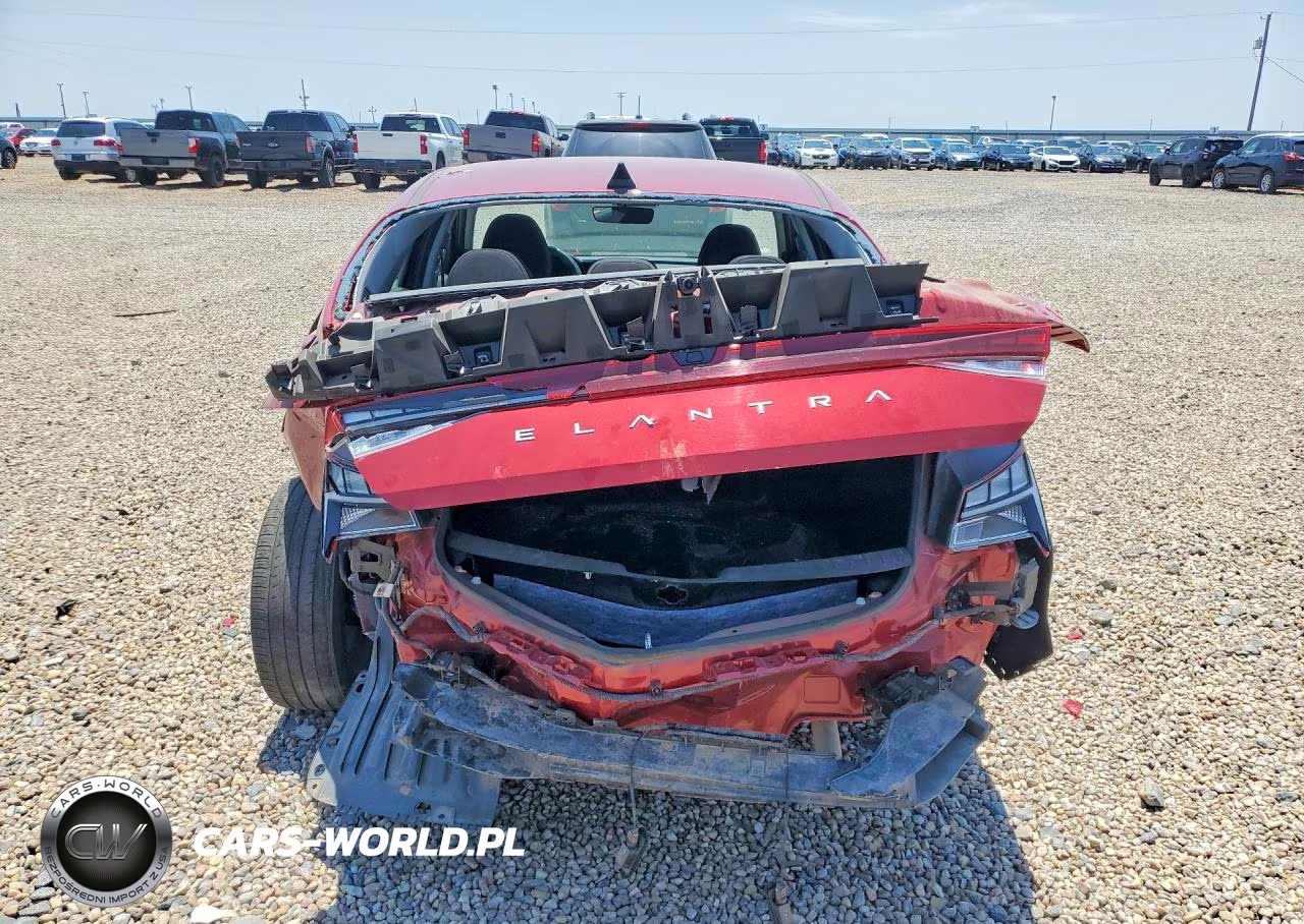 2025 Hyundai Elantra Sel VIN:KMHLS4DG4SU963075 - 6