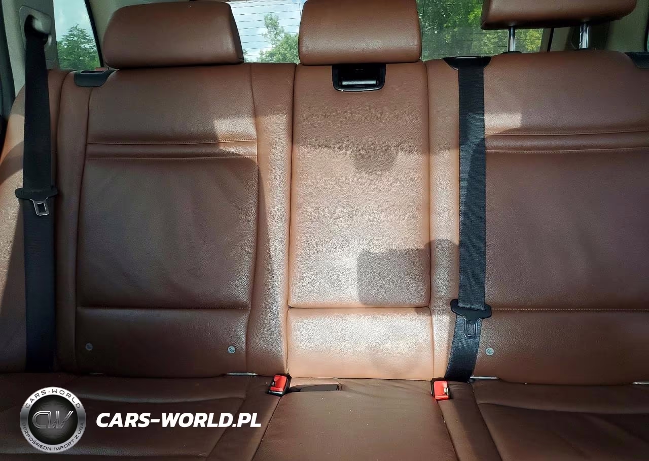 2011 BMW X5 xDrive35D VIN:5UXZW0C57BL368513 - 10