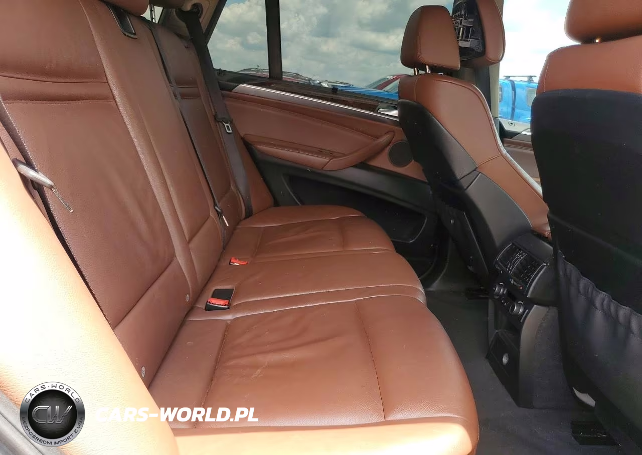 2011 BMW X5 xDrive35D VIN:5UXZW0C57BL368513 - 11