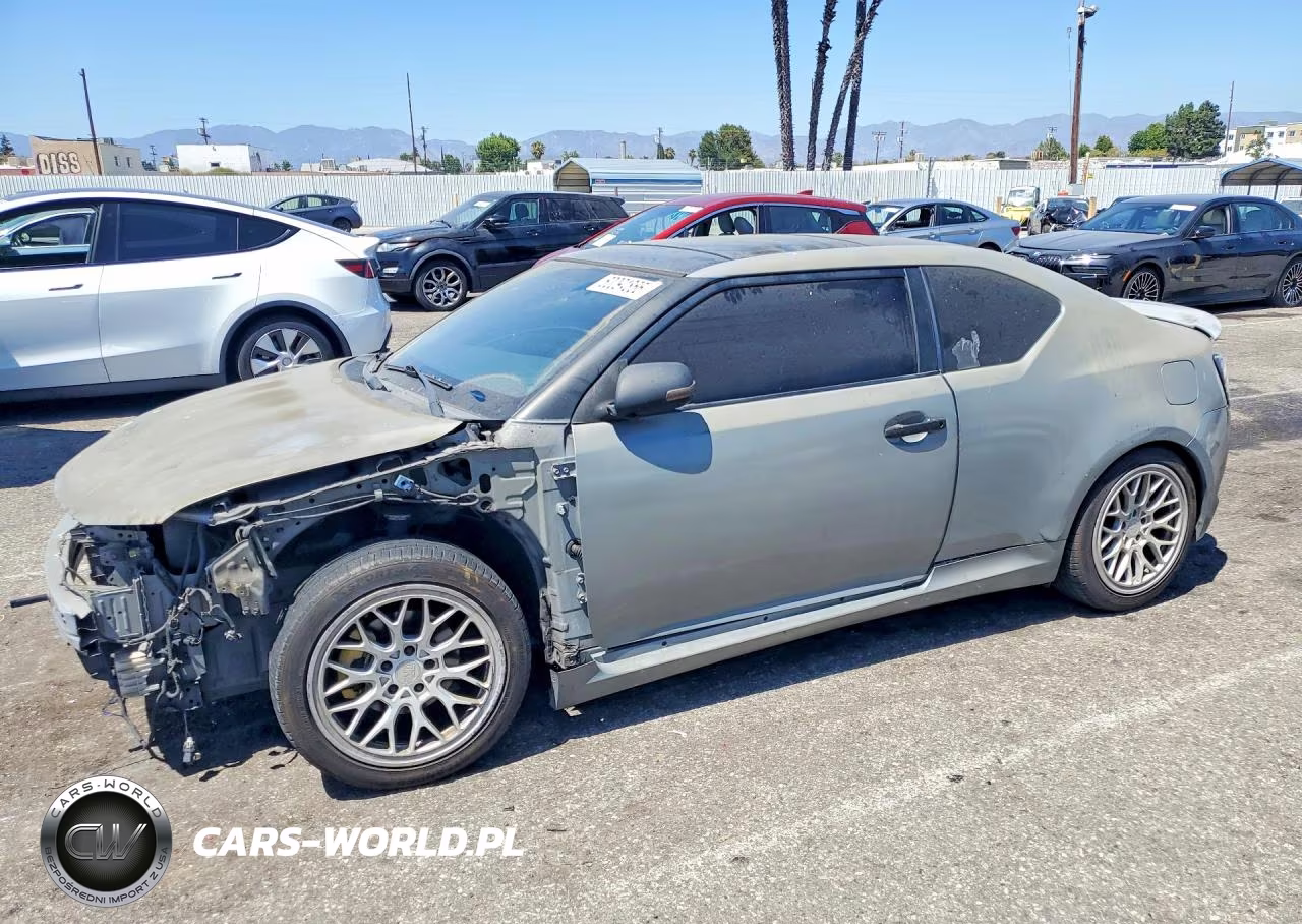 2011 Scion Tc Base – zdjęcie 1 z 13
