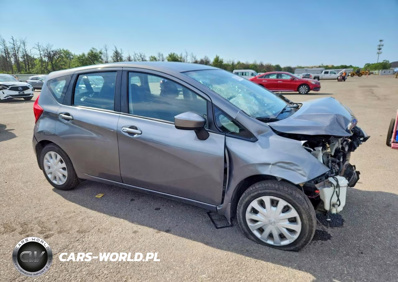 2016 Nissan Versa Note S Plus VIN:3N1CE2CP8GL366677 - 4