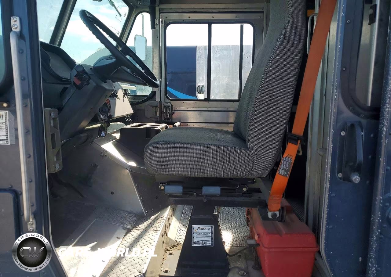 2020 Freightliner Mt 45G Delivery Truck VIN:4UZAC2EA8LCMH7911 - 7