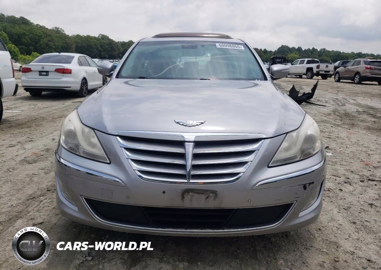 2013 Hyundai Genesis 3.8L VIN:KMHGC4DD4DU233870 - 5
