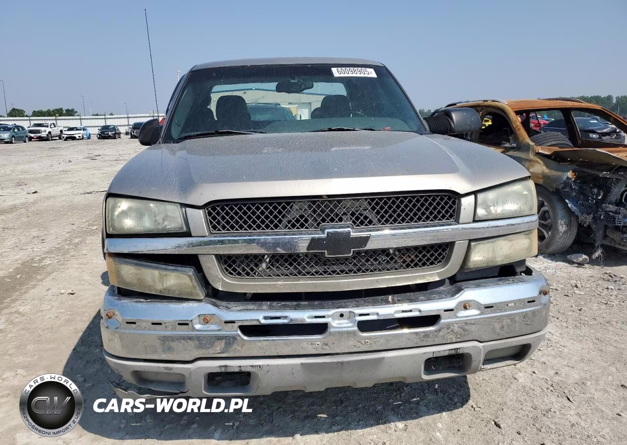 2003 Chevrolet Silverado C2500 Heavy Duty VIN:1GCHC29U13E357836 - 5