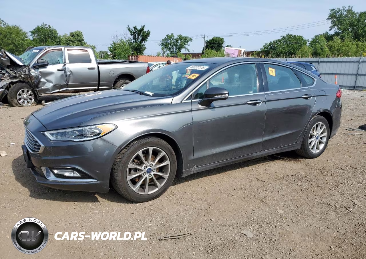 2017 Ford Fusion Se – zdjęcie 1 z 12