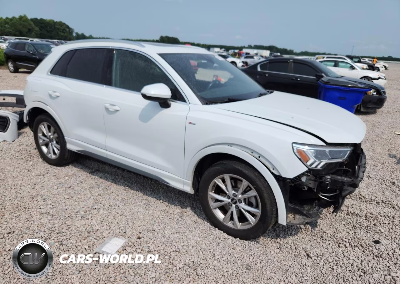 2023 Audi Q3 Premium S Line 45 VIN:WA1DECF33P1130312 - 4