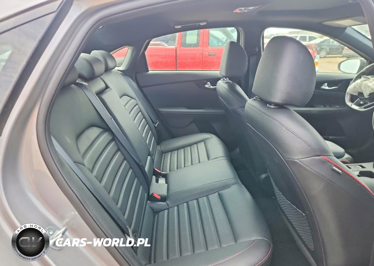 2024 Kia Forte Gt VIN:3KPF44AC8RE740852 - 10