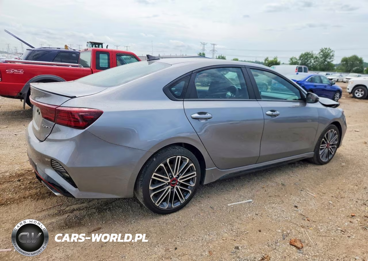 2024 Kia Forte Gt VIN:3KPF44AC8RE740852 - 3
