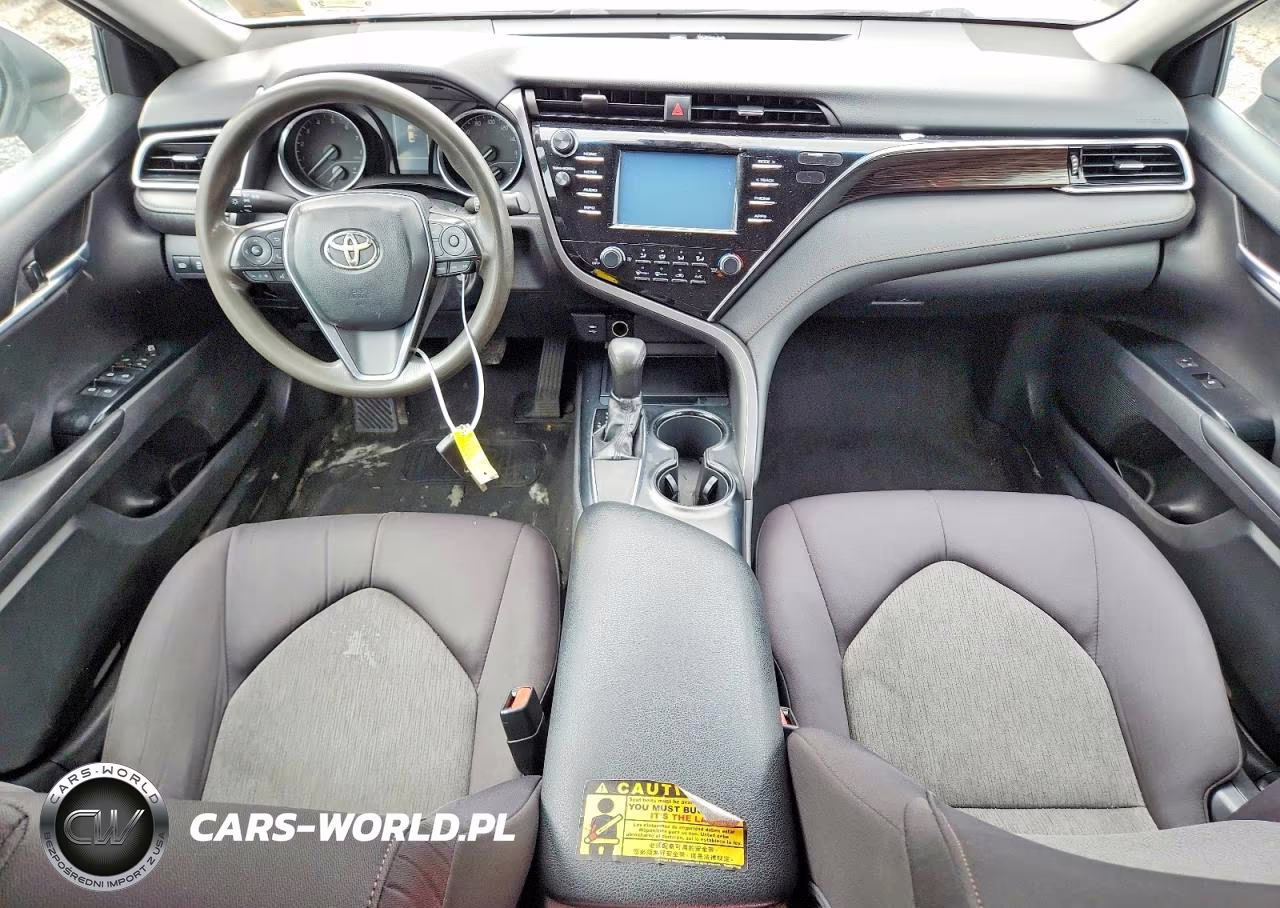 2018 Toyota Camry Le VIN:4T1B11HK6JU075468 - 8