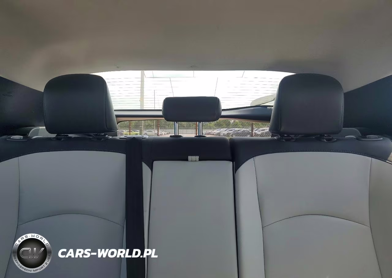 2022 Toyota Prius Limited VIN:JTDKAMFU6N3155813 - 10