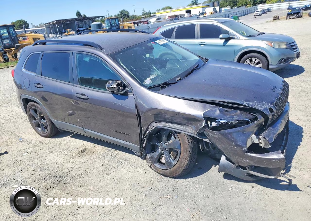 2017 Jeep Cherokee Sport VIN:1C4PJLABXHW652890 - 4