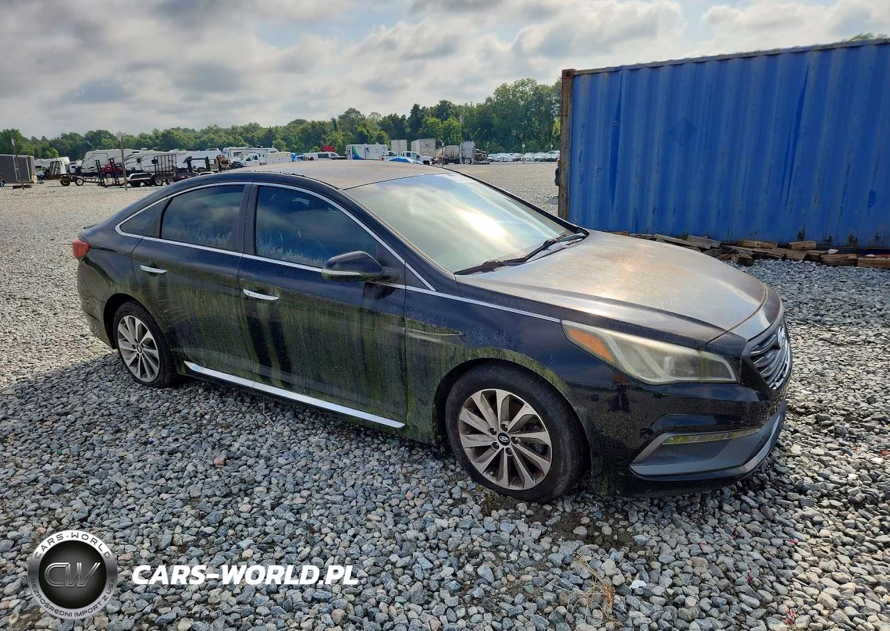 2015 Hyundai Sonata Sport VIN:5NPE34AF2FH203474 - 4