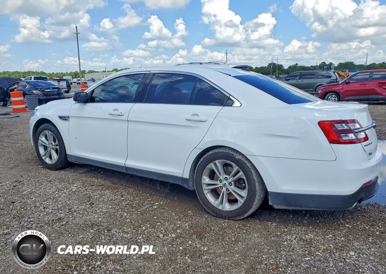 2018 Ford Taurus Se VIN:1FAHP2D87JG117180 - 2