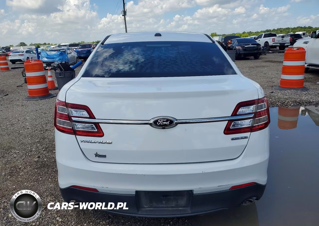 2018 Ford Taurus Se VIN:1FAHP2D87JG117180 - 6