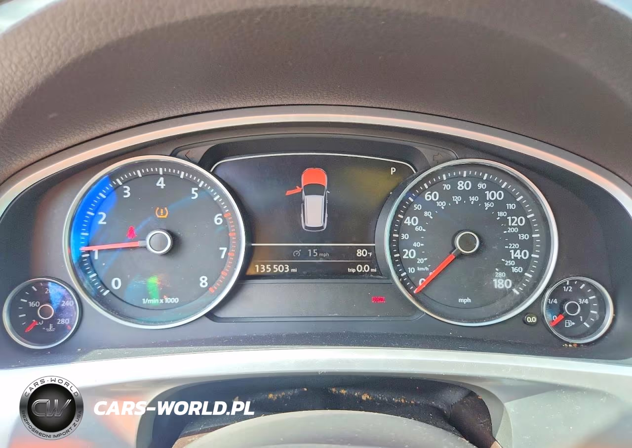 2011 Volkswagen Touareg V6 VIN:WVGFF9BP4BD005930 - 9