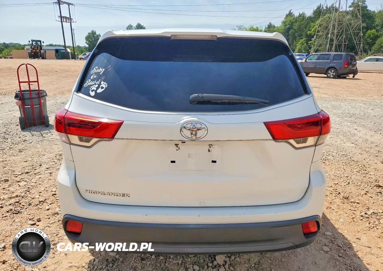 2019 Toyota Highlander Le VIN:5TDZARFH7KS060010 - 6