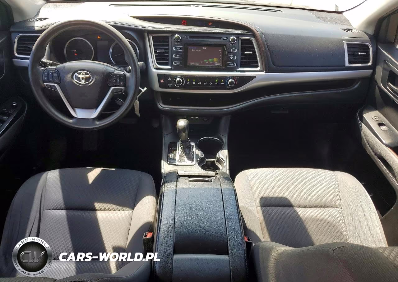 2019 Toyota Highlander Le VIN:5TDZARFH7KS060010 - 8