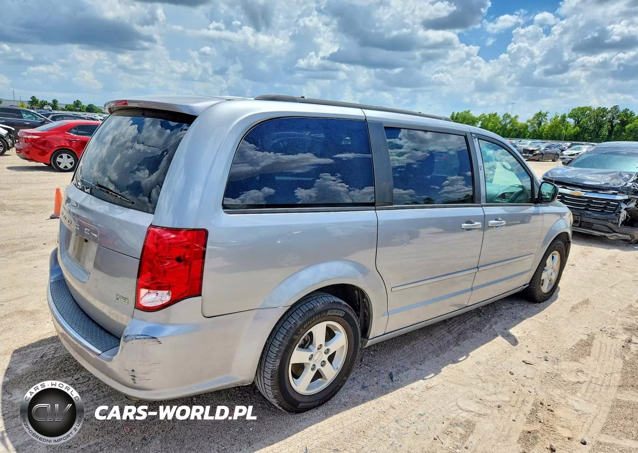 2013 Dodge Grand Caravan Sxt VIN:2C4RDGCG7DR611023 - 3
