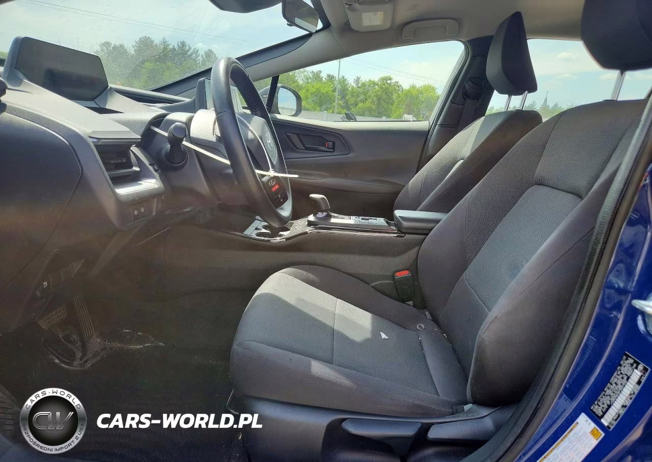 2023 Toyota Prius Le VIN:JTDACAAU6P3007532 - 7