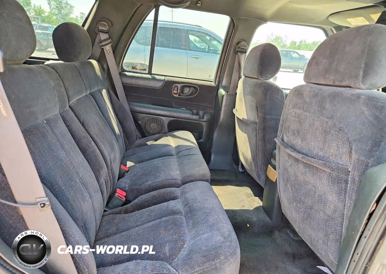 2001 Chevrolet Blazer VIN:1GNDT13W21K225337 - 11