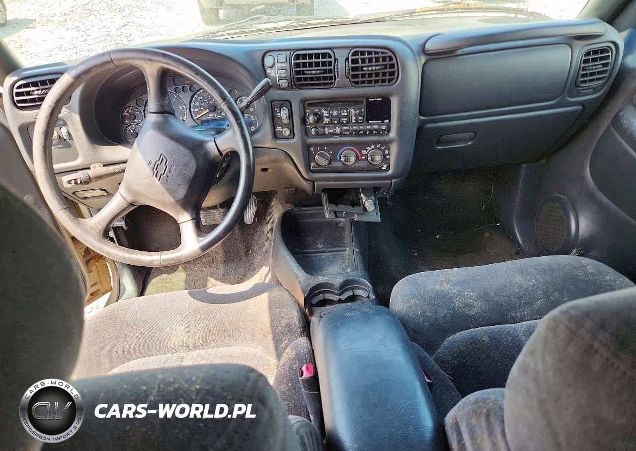 2001 Chevrolet Blazer VIN:1GNDT13W21K225337 - 8