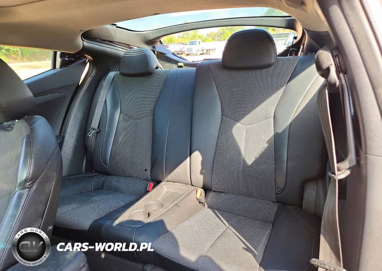 2013 Hyundai Veloster Base VIN:KMHTC6ADXDU137322 - 10