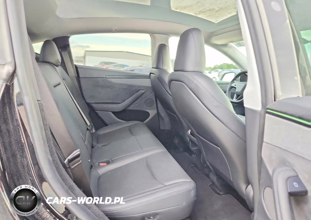 2026 Tesla Model Y VIN:7SAYGDED8TA454679 - 11