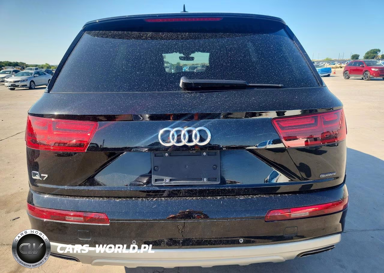 2018 Audi Q7 Premium Plus VIN:WA1LHAF74JD014777 - 6