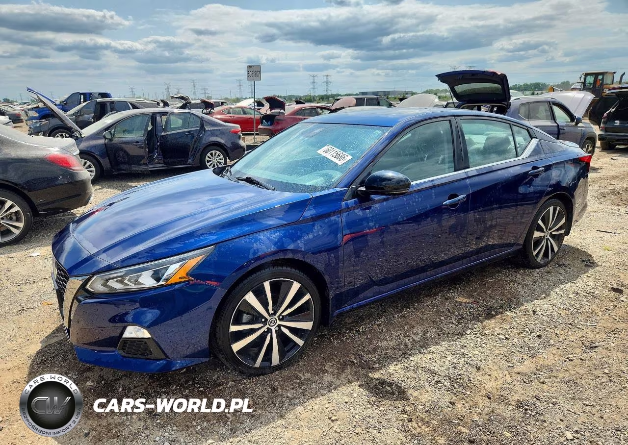 2021 Nissan Altima Sr – zdjęcie 1 z 13