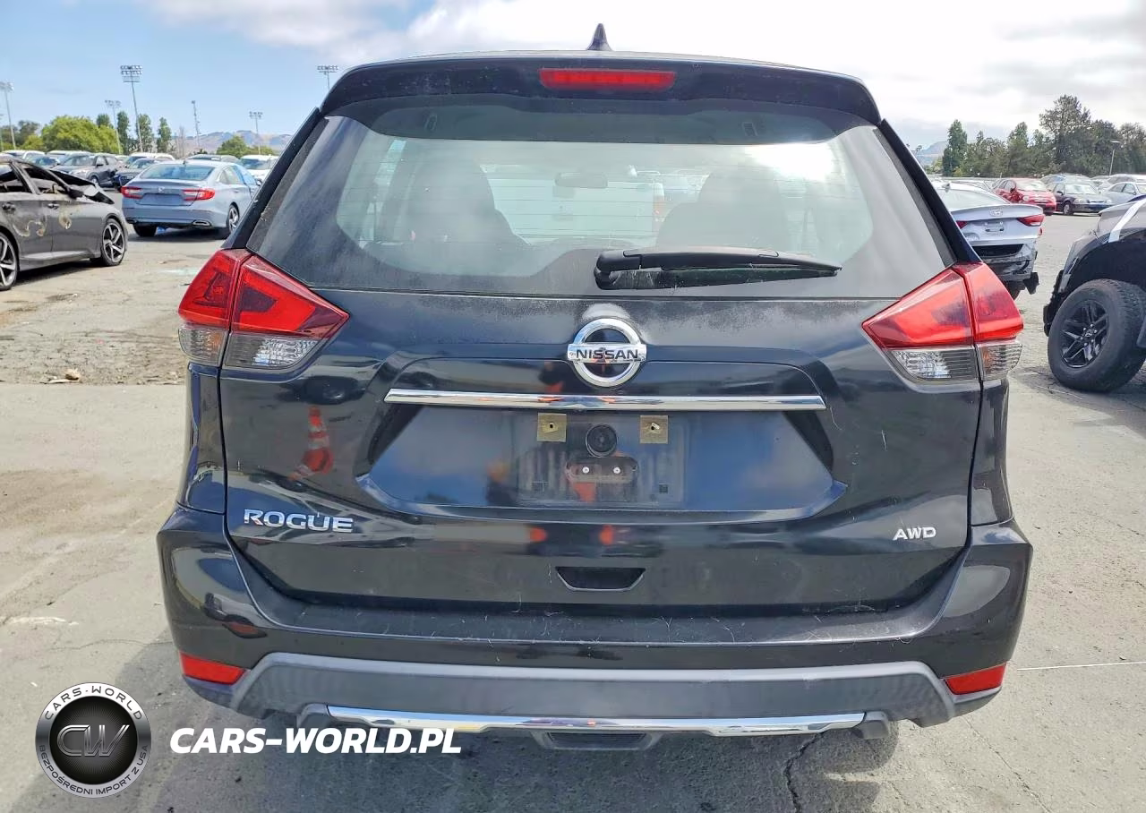 2018 Nissan Rogue S VIN:KNMAT2MV4JP552249 - 6