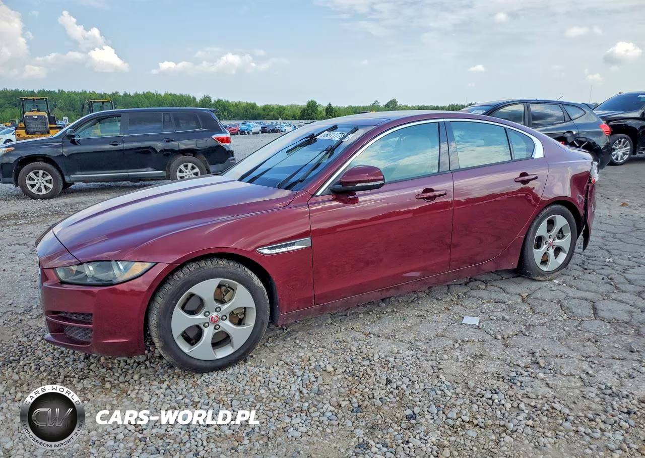 2017 Jaguar Xe