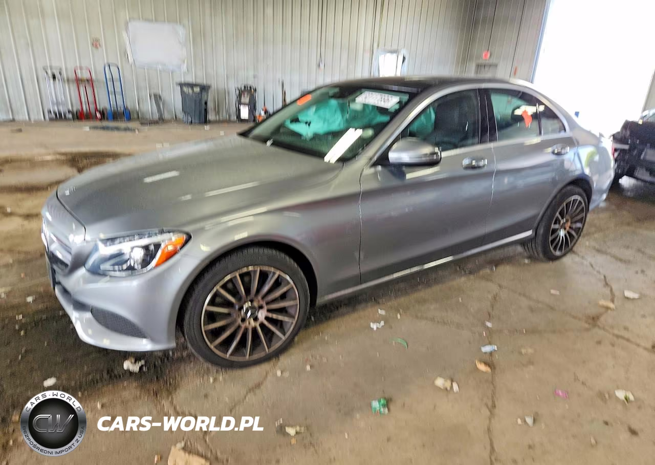 2016 Mercedes-Benz C 300 4Matic – zdjęcie 1 z 12