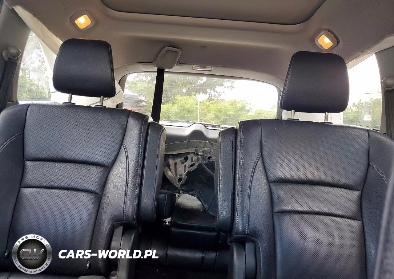 2017 Honda Pilot Elite VIN:5FNYF6H03HB019437 - 10