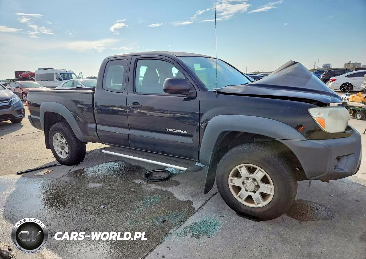 2013 Toyota Tacoma Prerunner Access Cab VIN:5TFTX4GN3DX024369 - 4