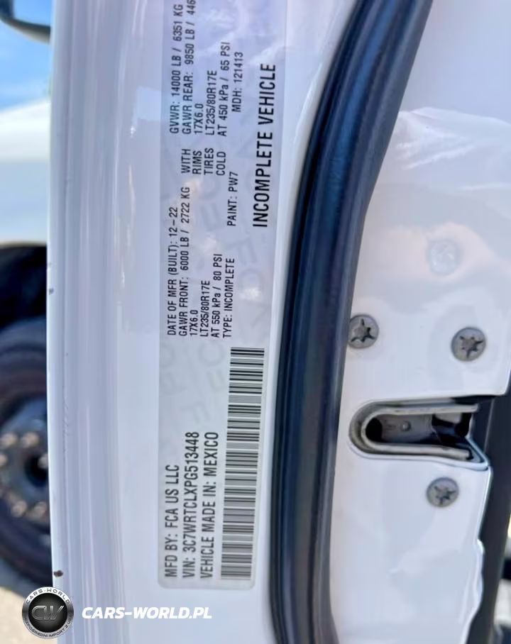 2023 Ram 3500 VIN:3C7WRTCLXPG513448 - 10