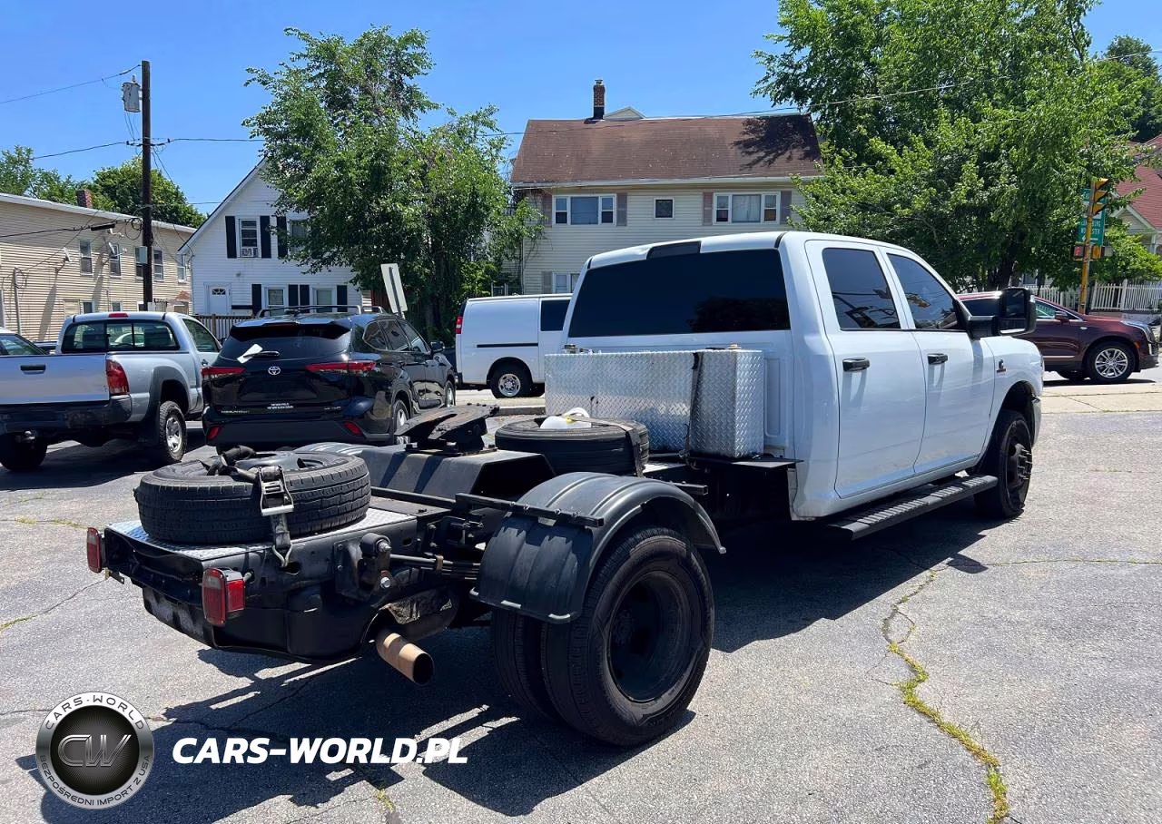 2023 Ram 3500 VIN:3C7WRTCLXPG513448 - 3