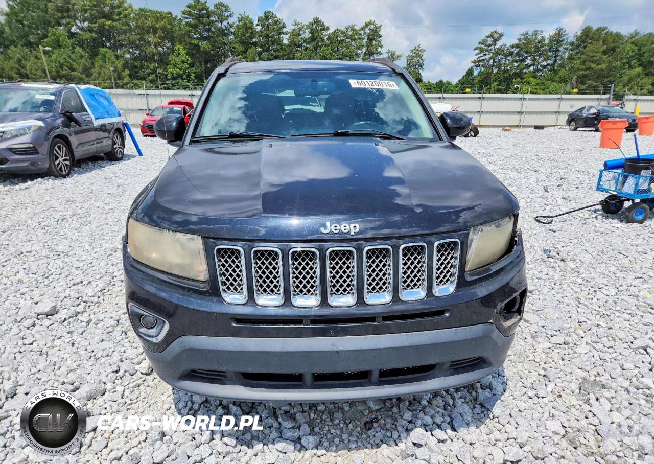 2014 Jeep Compass Latitude VIN:1C4NJCEA4ED785693 - 5