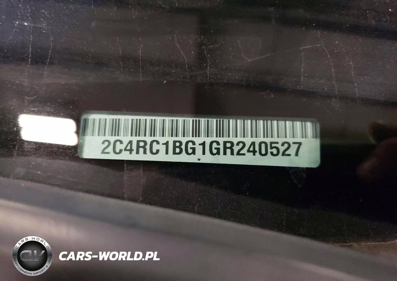 2016 Chrysler Town & Country Touring VIN:2C4RC1BG1GR240527 - 13
