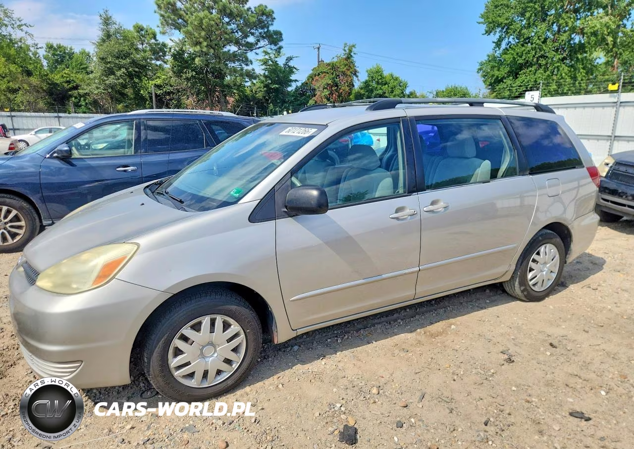 2005 Toyota Sienna Ce 7 Passenger – zdjęcie 1 z 13