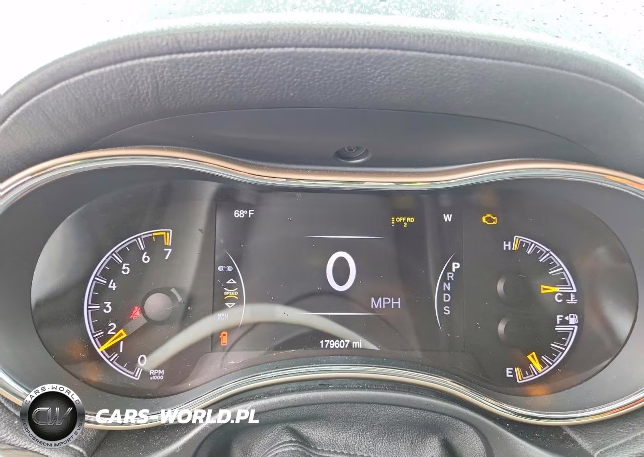 2015 Jeep Grand Cherokee Overland VIN:1C4RJFCG4FC877596 - 9